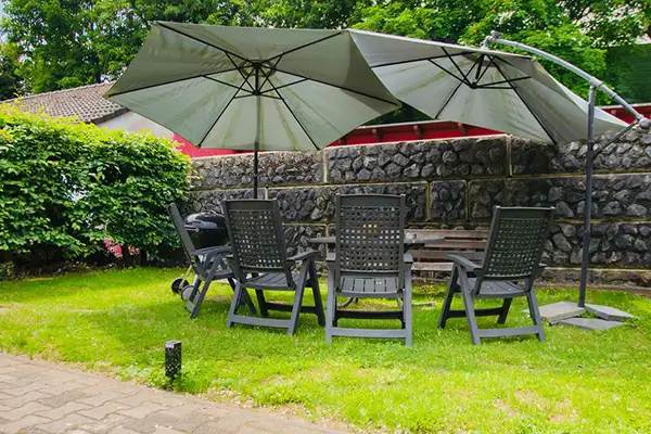 Garten hinter dem Haus